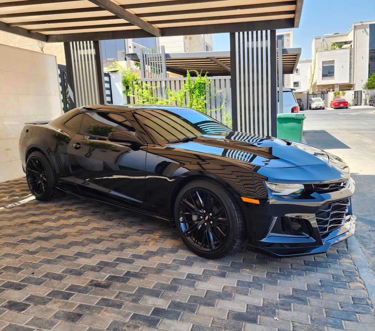 Black Chevrolet Camaro Coupe 2SS V8 2013